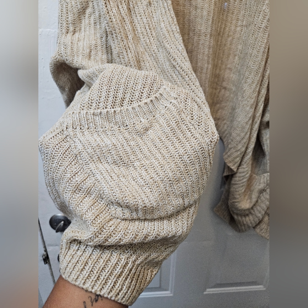 Cardigan - Picture 3 of 4